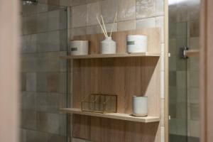 Vouliagmeni Square Resort