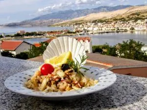 Apartments Sv. Jelena 1 - Stari Grad