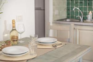 Relaxing Residenzia Palau Green Village M2 Premium Studio Sleeps 2