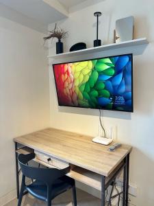 Studio in Greenbelt with Wifi, Pool and Gym