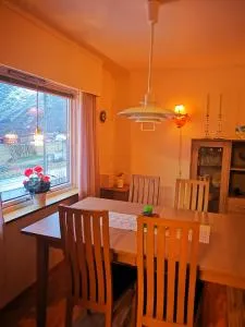 Family house with sea view - Sennesvik