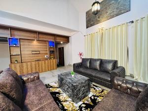 Majestic Villa 5 Bedrooms AC Bunglow