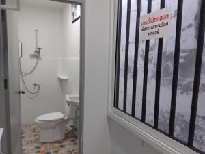 room 6 still available for MotoGP