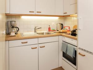 Apartment Chalet Abendrot apARTments-8 by Interhome