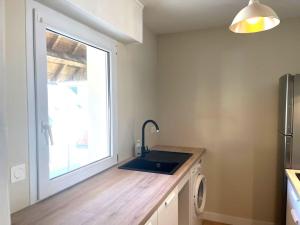 Apartment Belle Vue Mer et Groix by Interhome