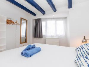 Apartment Mestral Atic by Interhome