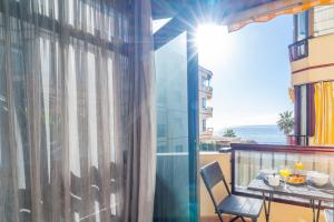 Casa Linda, Front the beach La Lucera, Ribiera del Sol Wifi, AC, Private Parking, Petfriendly