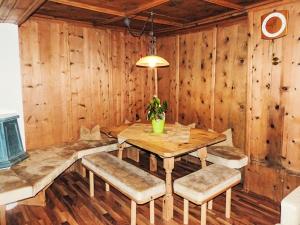 Apartment Winklerhof - Bergblick by Interhome