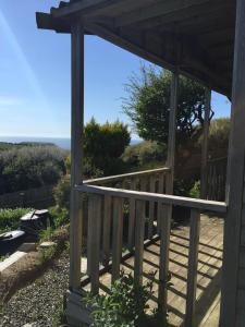 Bay View Cottage - Amazing sea views and 3 bedrooms Sleeps 6-8
