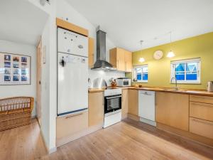 Holiday Home Binta - 300m to the inlet by Interhome