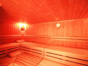 Apartment Residence Chateau B-4 by Interhome