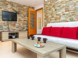 Apartment Gandesa by Interhome