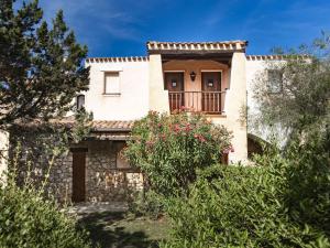 Apartment Il Giardino degli Oleandri-4 by Interhome