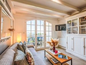 Apartment Les Marines-17 by Interhome