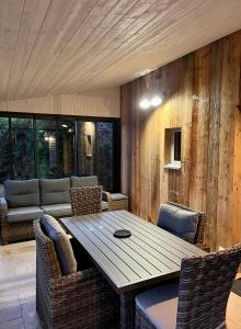 Chalets Maison en Perigord Les Pins : photos des chambres