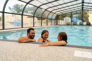 Campings Sunelia Le Petit Bois : photos des chambres