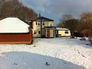 Cosy Countryside Cabin