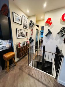 Perfect Home to discover Paris in Peace with Love