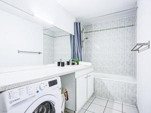 Appartements Apartment Malibu Village by Interhome : photos des chambres