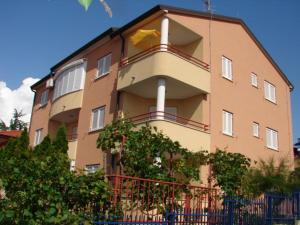 Apartment Martinuzz With Sea View