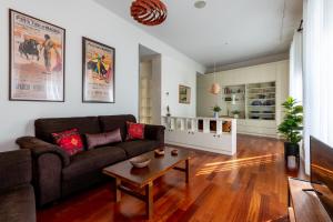 Paradise, by the Cathedral & Alcazar