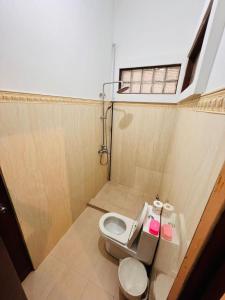 Azys Inn 3 Bedrooom Apartment - 1st Floor