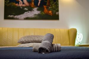 Downtown LOVE Studio by CHR Luxury Property