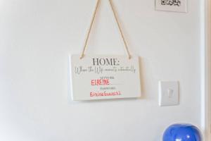 Desert Oasis Sleeps 8 with Parking