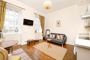 JOIVY Classy Apartment near Edinburgh Castle