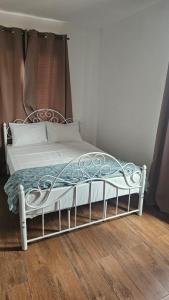 Elegant 3 bedrooms of 3 Apartments