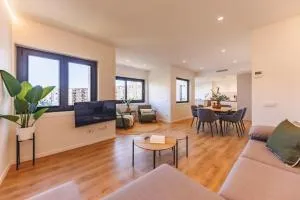 Bravissimo Palau Firal, near parc La Devesa - Salt