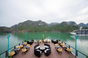 Dragon Premium Cruise Halong