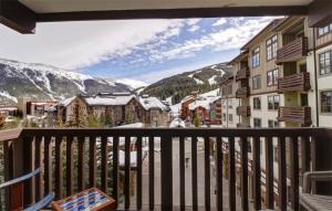 PP409 Passage Point condo