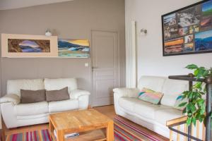 Maisons de vacances Village house surrounded by greenery : photos des chambres