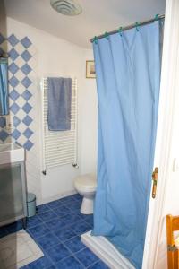 Maisons de vacances Village house surrounded by greenery : photos des chambres