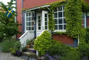 Trea centralt Västervik - Göljerum