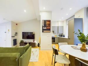 Be London - The Piccadilly Circus Residences