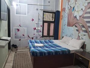 Hotel Green High - Near Laxmi Nagar Metro