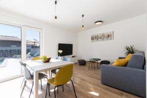 Villa Moderna near Pula for 8 people with 32 m2 private pool