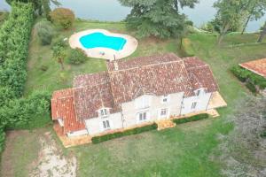 Maisons de vacances Les Rives du Lot - Piscine au bord du fleuve : photos des chambres