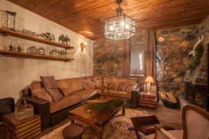 Dandy Villas Palios Agios Athanasios - Rustic - Fireplace - Village Square