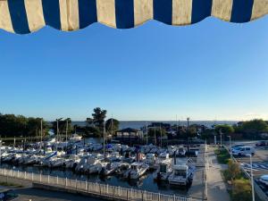 Appartements Appartement au Bord de l-eau vue Bassin d-Arcachon et Port : photos des chambres