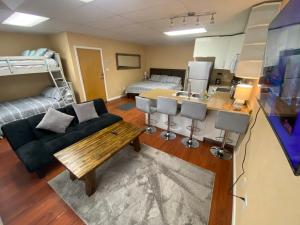 First level studio suite close to everything bike, ski, swim Zephyr Cove!