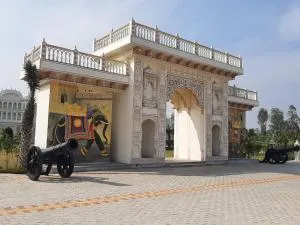 Kairvi Fort Resort - Gajraula