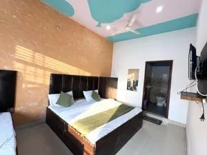 Grand New My Hotel Agra With Air Conditioner - Bāh