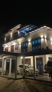 Induwara Holiday home - Korakahawewa