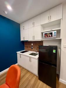 Hillside Luxury Apartments by CASEPIA