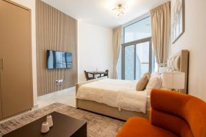 Millenium Binghatti Residences Business Bay- Stylish Studio with Canal View