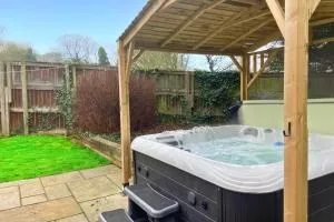 Hot Tub, Pool Table, Log Burner - 帕德西