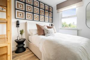 Newly Designed, 2br Apt, 5min from Northwood London Tube Station, NATO HQ, Ideal for Wembley, Warner Studio, Contractors